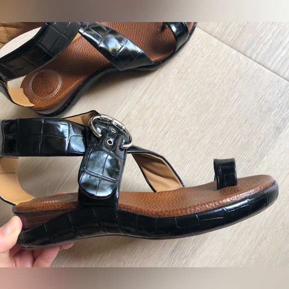 Chloé Leather Croc Embossed Black Brown Sandals - Women’s 6.5 - Picture 13 of 16